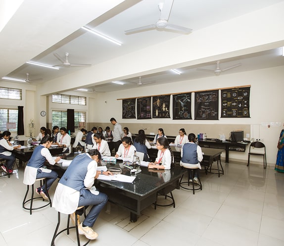 Science Lab Session in the Best PU College in Bangalore