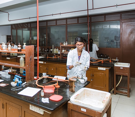 Science Laboratory of NMKRV College